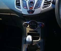 2009 Ford Fiesta 1.4 Tdci **£20 Road tax** - Image 9/10