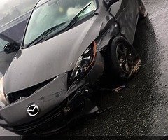 crashed car - Image 5/5