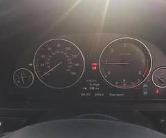 2011 BMW 520d Touring - Image 7/8