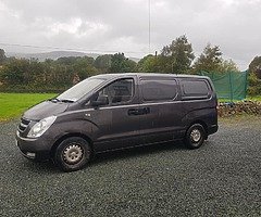2011 Hyundai H1