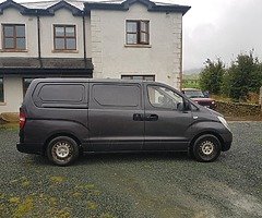 2011 Hyundai H1 - Image 4/4