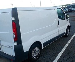 142 Opel Vivaro