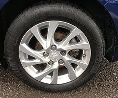 2016 Toyota Auris - Image 4/10