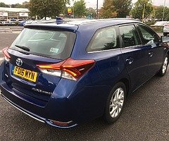 2016 Toyota Auris - Image 6/10