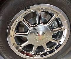 Harley trike ( FLHTCUSE5 ELECTRA GLIDE screaming eagle ) Full chrome Harley color .