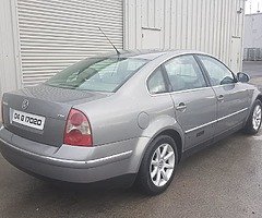 2004 VW Passat 1.9 TDI - Image 4/6