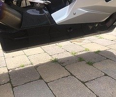 Carbon belly pan Yamaha r1
Austin racing end can exhaust. - Image 3/5