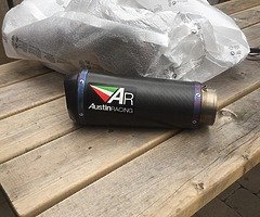 Carbon belly pan Yamaha r1
Austin racing end can exhaust. - Image 5/5