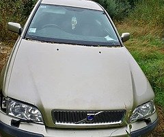 Volvo s40 for parts