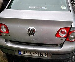 Passat b6 for parts 1.6 fsi