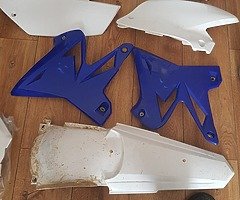 Yz125 restyle plastics