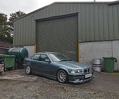 E36 320