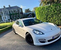 12 Porsche Panamera 3.0 Diesel Sport+
