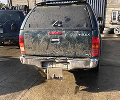 Toyota Hilux for breaking - Image 3/9