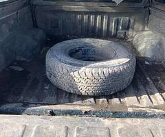 Toyota Hilux for breaking - Image 8/9