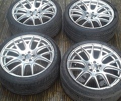 18"bostons could do with refurb need tyres 100 quid