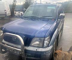 Toyota Landcruiser for breaking