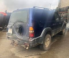Toyota Landcruiser for breaking