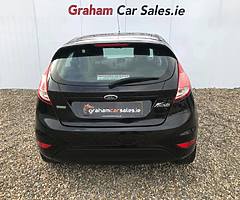 Ford Fiesta 2015 - Image 5/10