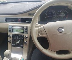 Volvo s 80 2L petrol manual.nct.4.2020 - Image 5/10