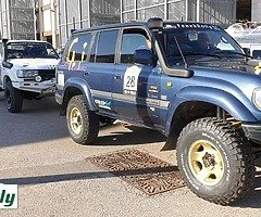 4x4 land cruiser jeep