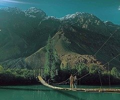 4x4 land cruiser jeep - Image 3/10