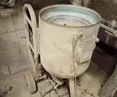 Sand blaster