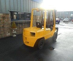 FOR SALE: Fork Lift, 3 Ton - Image 3/7