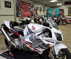 SPORTSBIKES - Image 4/10