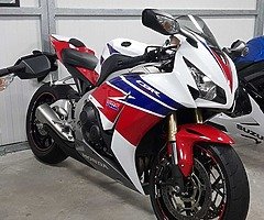 SPORTSBIKES - Image 8/10