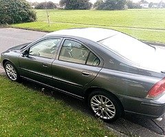 07 S60 2.0t full car for breaking - Image 3/3