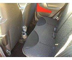 GRAB A BARGAIN 2011 PEUGEOT 107 5 DOOR ONLY 35000 MILES FSH £20 ROAD TAX EXCELLENT CAR MUST BE SEEN - Image 5/6