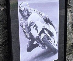 BARRY SHEENE Professional Framed PHOTO Isle of Man TT NW200 Ulster Grand Prix IOM TT BSB Motogp WSB