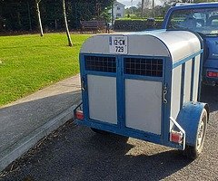 Dog trailer