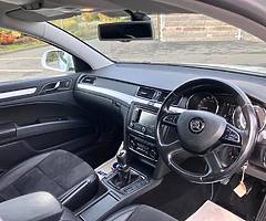 2014 SKODA SUPERB 1.6 TDI BUSINESS - Image 7/10