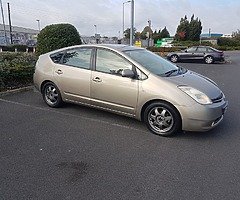 TOYOTA PRIUS HYBRID AUTOMATIC 1.5 PETROL