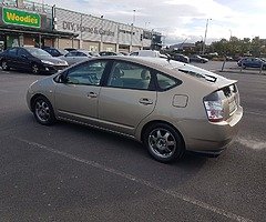 TOYOTA PRIUS HYBRID AUTOMATIC 1.5 PETROL - Image 5/8