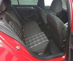 2015 Volkswagen Golf - Image 6/10