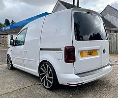 2016 VW Caddy 2.0 TDI R-Line