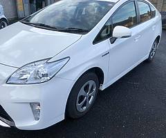 Toyota Prius - Image 4/10
