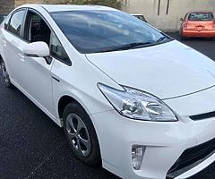 Toyota Prius - Image 5/10