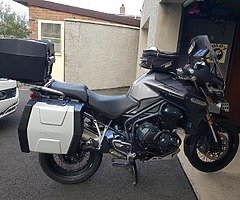 Triumph 1200 Discovery