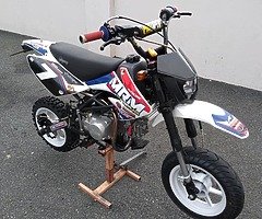 2015 Stomp 140