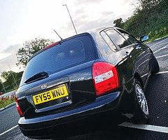 2005 Kia Cerato
