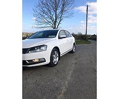 2011 Volkswagen Passat Bluemotion - Image 4/9