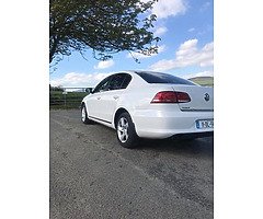 2011 Volkswagen Passat Bluemotion - Image 5/9