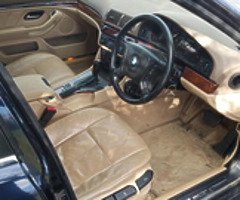 BMW 520i Auto 2.2i - Image 4/5