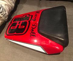 Genuine Yamaha YZF R6 5eb Seat cowl in red