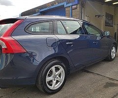 Volvo V60 2014 , 2.0 Diesel - Image 3/7