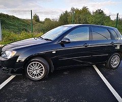 2005 Kia Cerato - Image 4/10